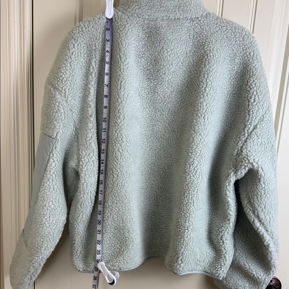 Fabletics Tahoe Teddy Jacket Tumbled Stone Green Sherpa Soft Cozy Women's Sz XL - Picture 11 of 16